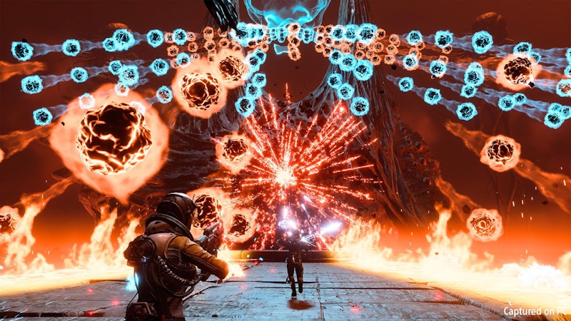 Beim Spielstart testet "Returnal" gleich mal die PC-Leistung aus und empfiehlt uns einen entsprechenden Grafikmodus, wir dürfen auf Wunsch aber an beeindruckend ...
