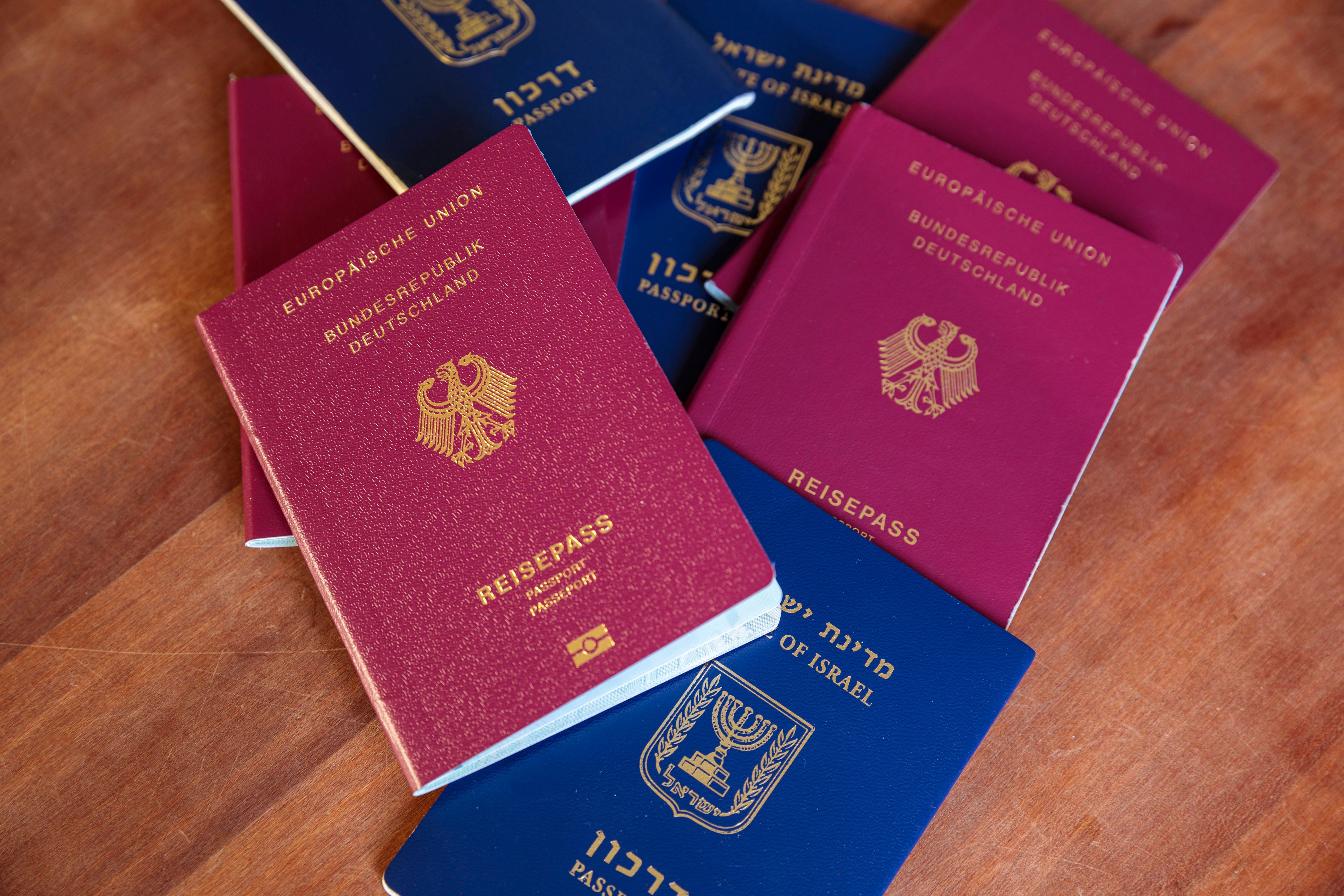 Über mehrere Jahre hinweg gelang es einem Mann, sich mit 29 verschiedenen Identitäten zu bewegen. (Symbolbild)