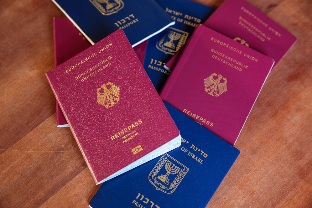 Über mehrere Jahre hinweg gelang es einem Mann, sich mit 29 verschiedenen Identitäten zu bewegen. (Symbolbild)