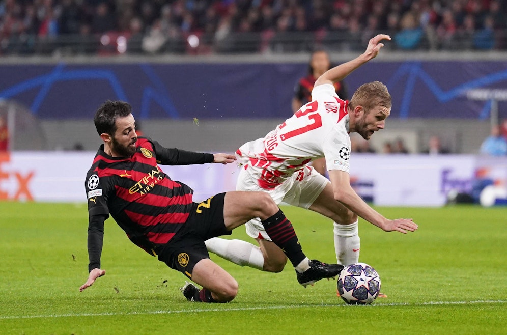 Bernardo Silva gegen Konrad Laimer