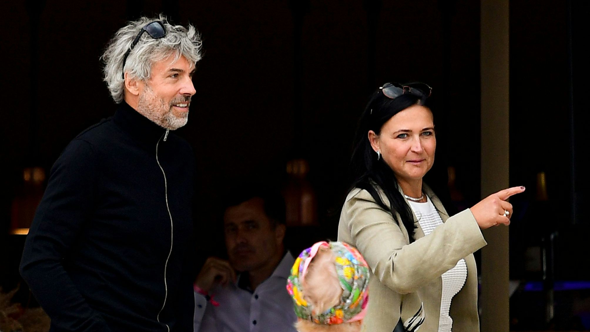 Wieviel die Milliardärin für die Aktien bezahlt hat bleibt geheim.