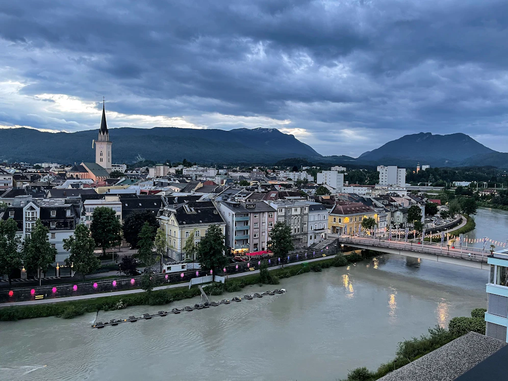 Die Attacke fand an der Draupromenade in Villach statt. 