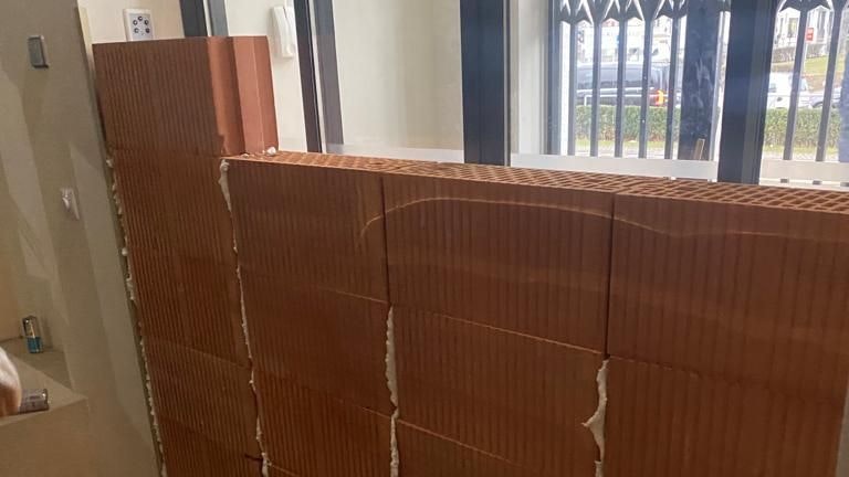 Der Eingang des Lokals in der WIener Friedrichstraße 7 wurde zugemauert.