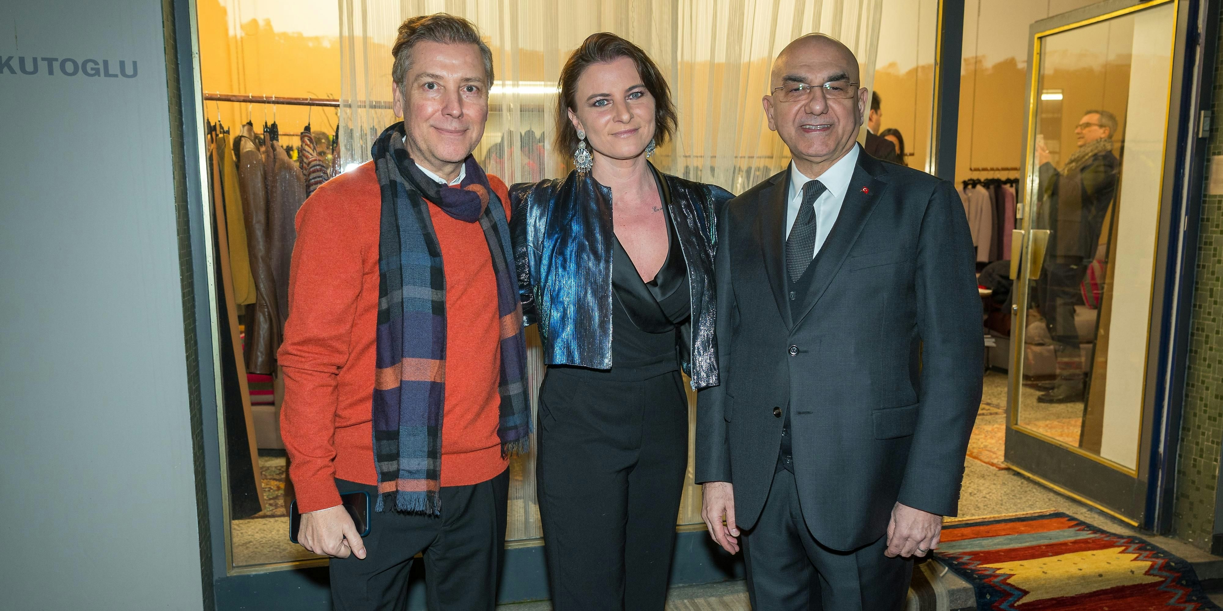 Charity Empfang zugunsten der Erdbeben Opfer, Boutique Atil Kutoglu, Wien, 22.2.2023, -  Atil KUTOGLU, Katharina Kathi NEHAMMER, Ozan CEYHUN 