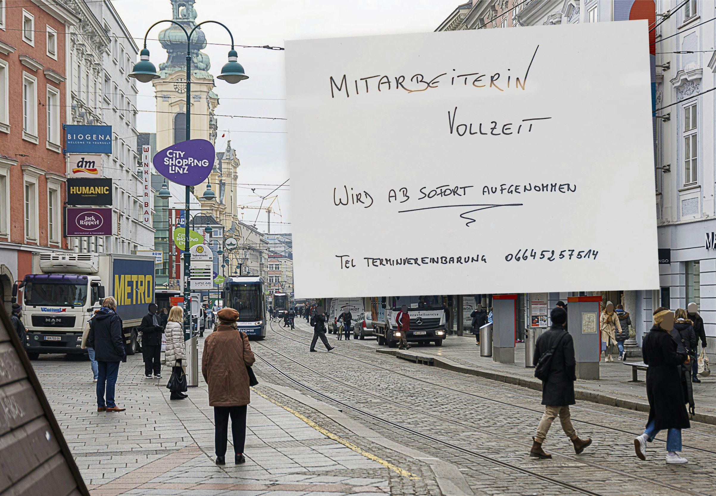 Die Linzer Landstraße ist die größte Einkaufsstraße von Oberösterreich. Viele Geschäfte hier suchen derzeit Mitarbeiter. 