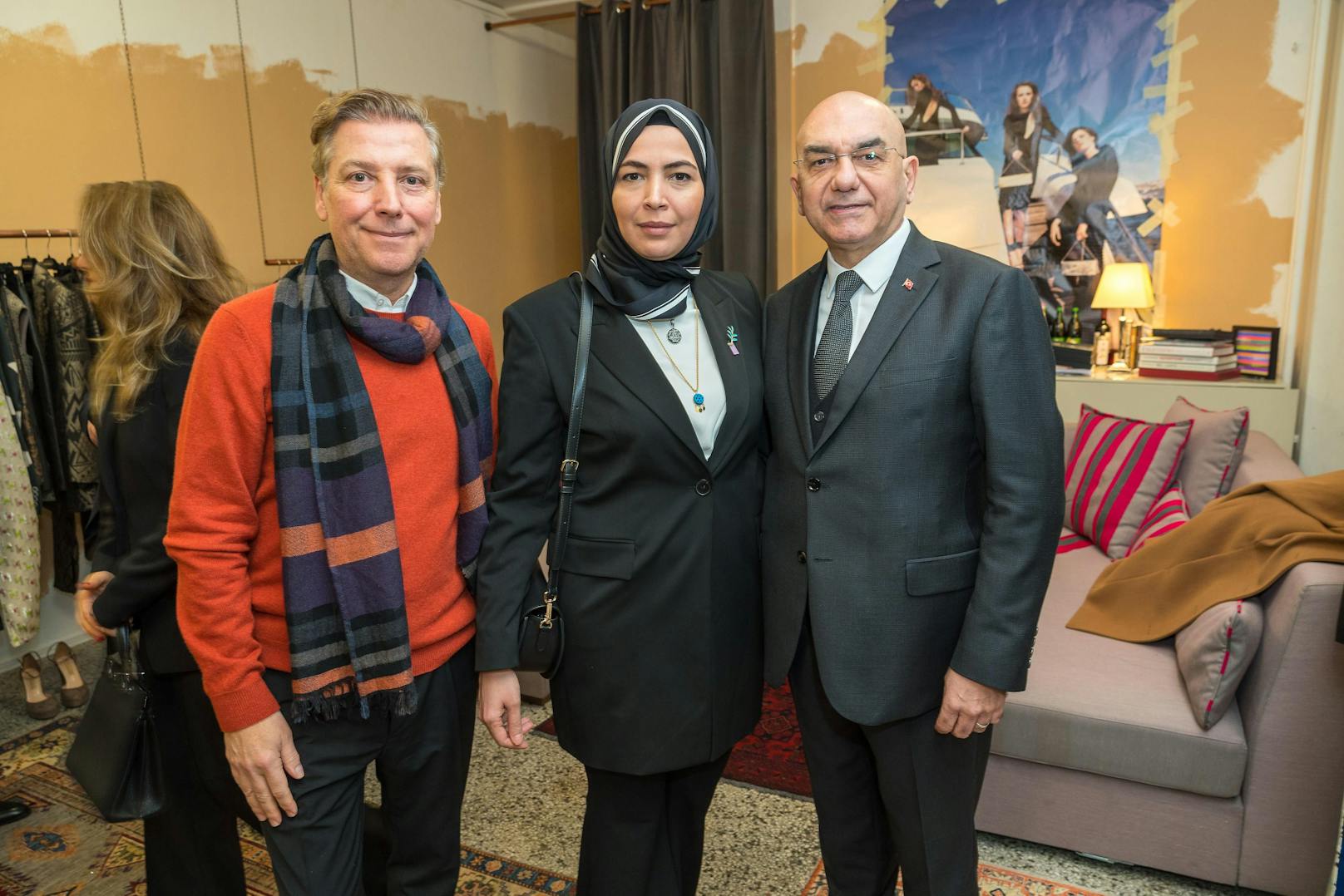 Austro-Designer Atil Kutoglu organisierte mit dem türkischen Botschafter Ozan Ceyhun einen Charity-Empfang. Auch im Bild: Ehefrau Azize Ceyhun.&nbsp;