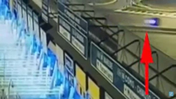 Ein 39-Jähriger Lenker macht in Italien mit seinem Fahrverhalten traurige Schlagzeilen. 