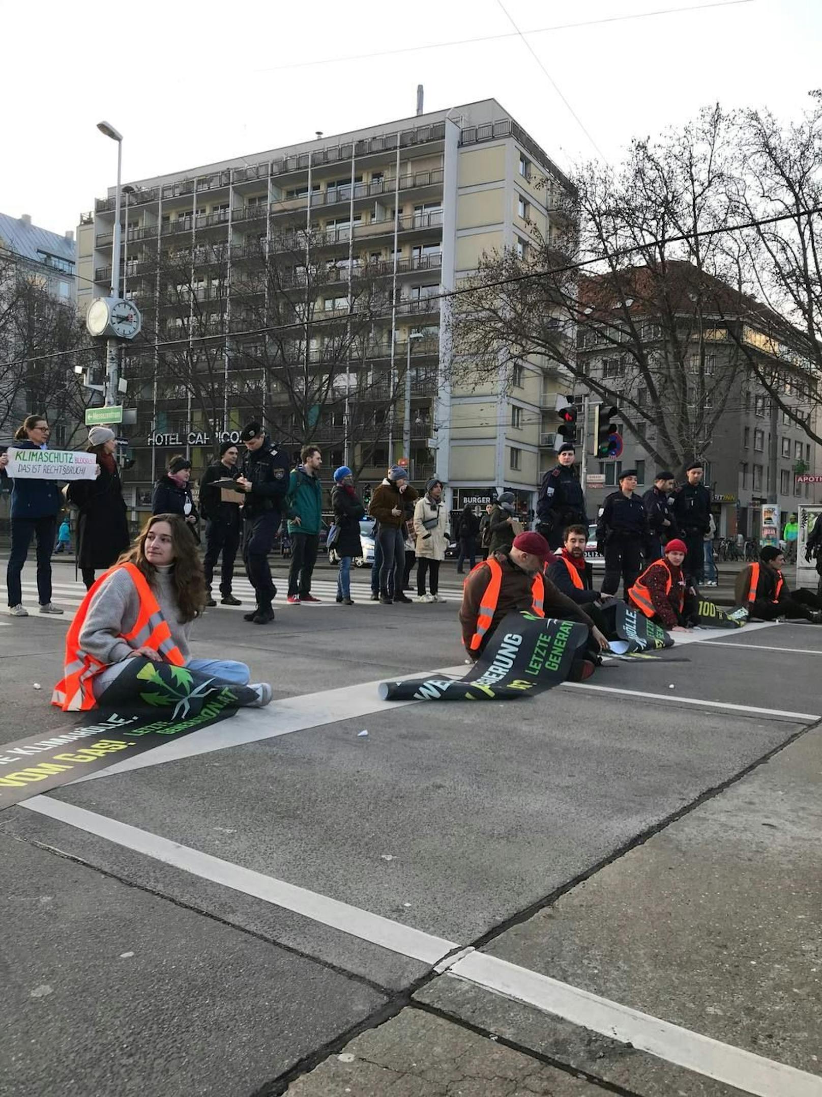 Klima-Kleber legen am Freitag den Verkehr in Wien lahm