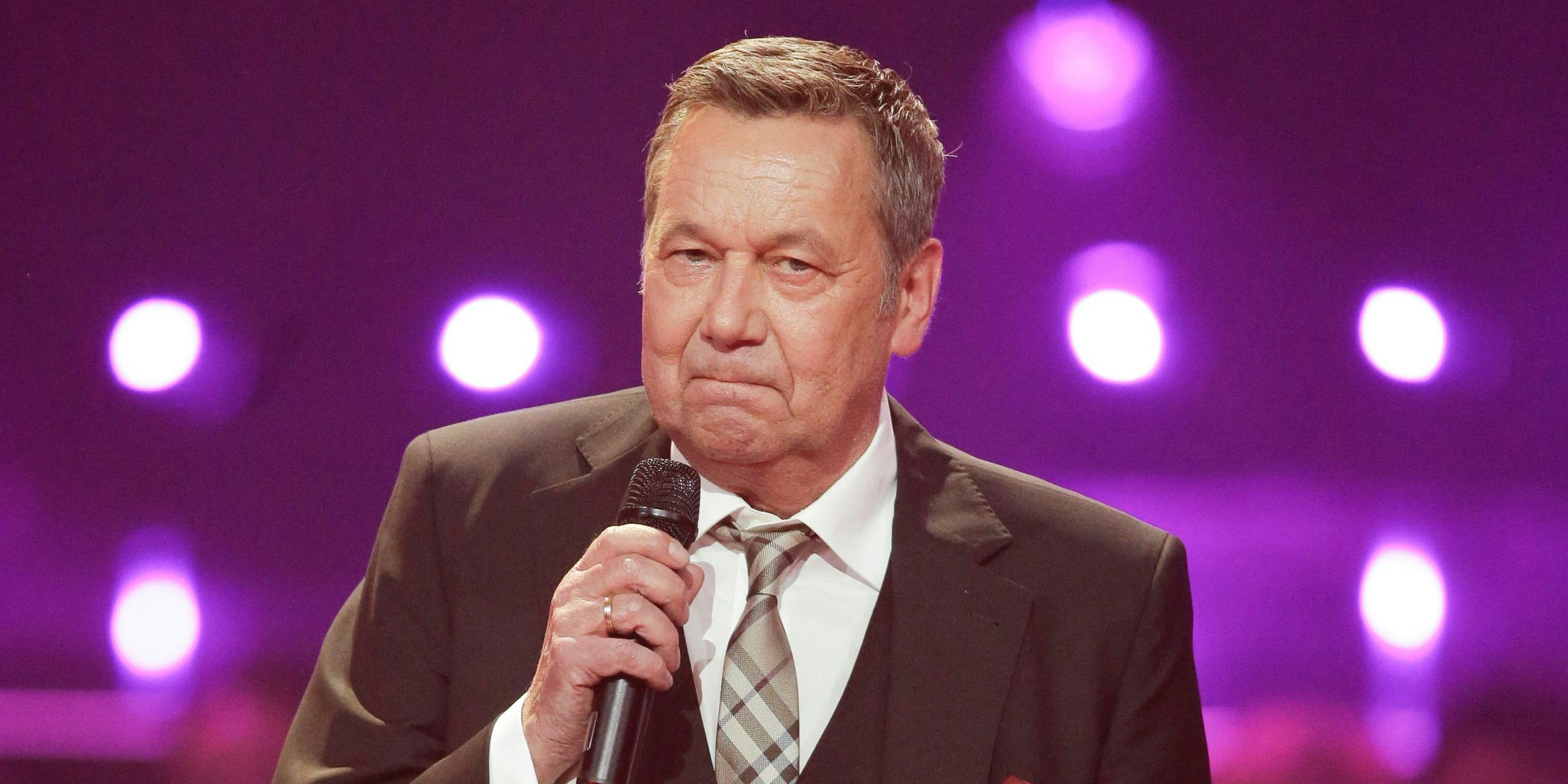 Vor Roland Kaisers Konzert musste die Halle geräumt werden.