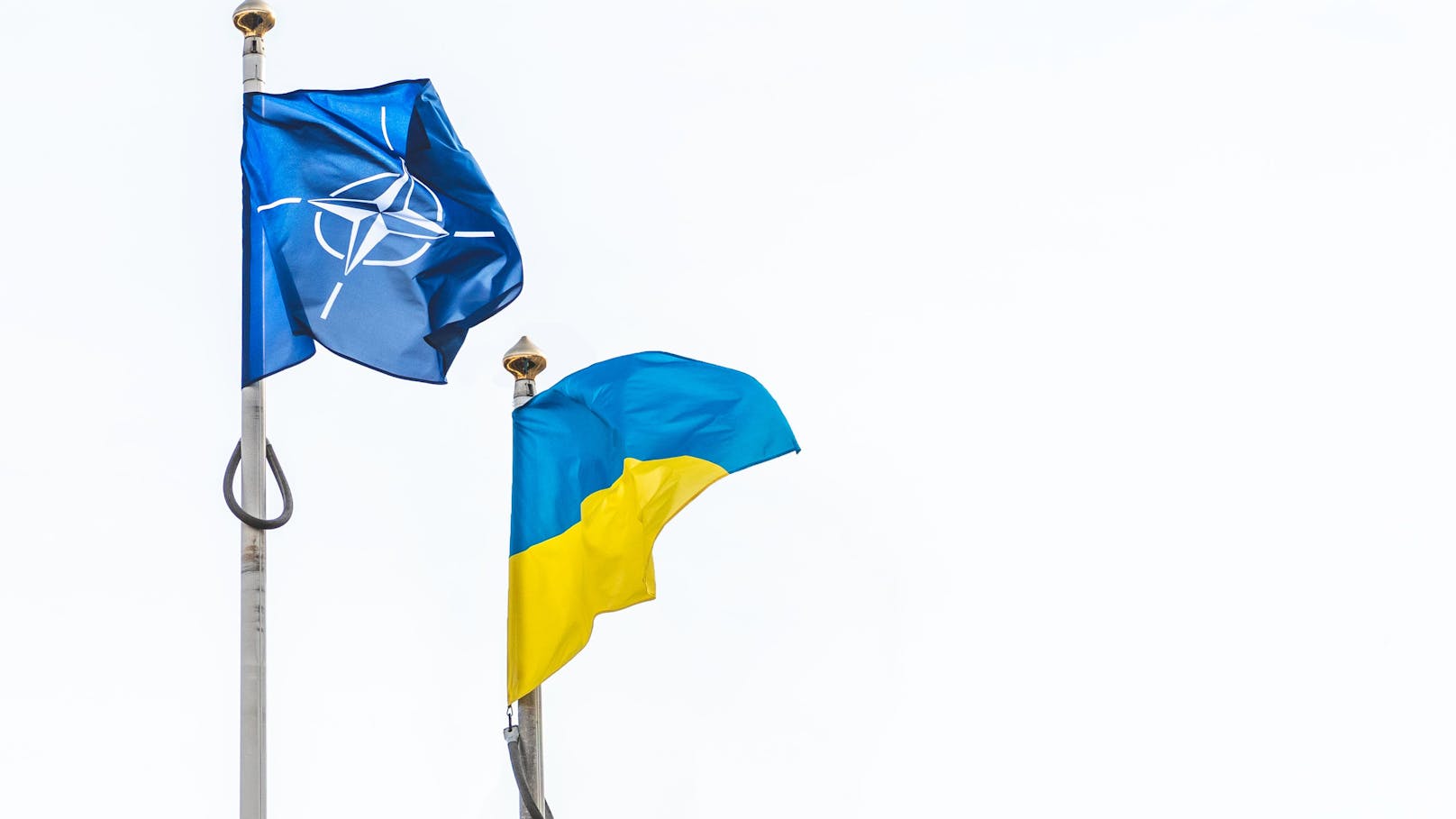 NATO-Geldpaket: Ukraine bekommt neue Milliarden-Hilfen