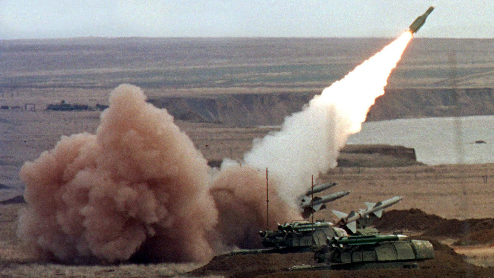 Jets, Raketen, Panzer – die Ukraine könnte hochmoderne Waffen bekommen.