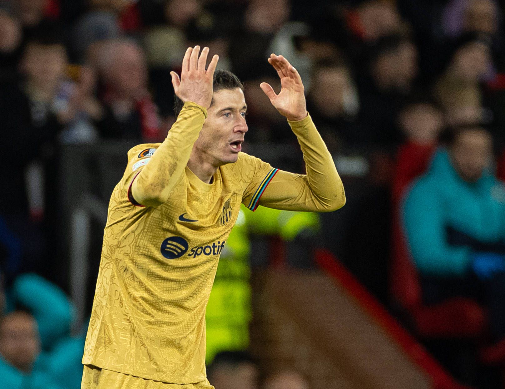 Robert Lewandowski legte sich nach dem Europa-League-Aus mit einem Mitspieler an. 