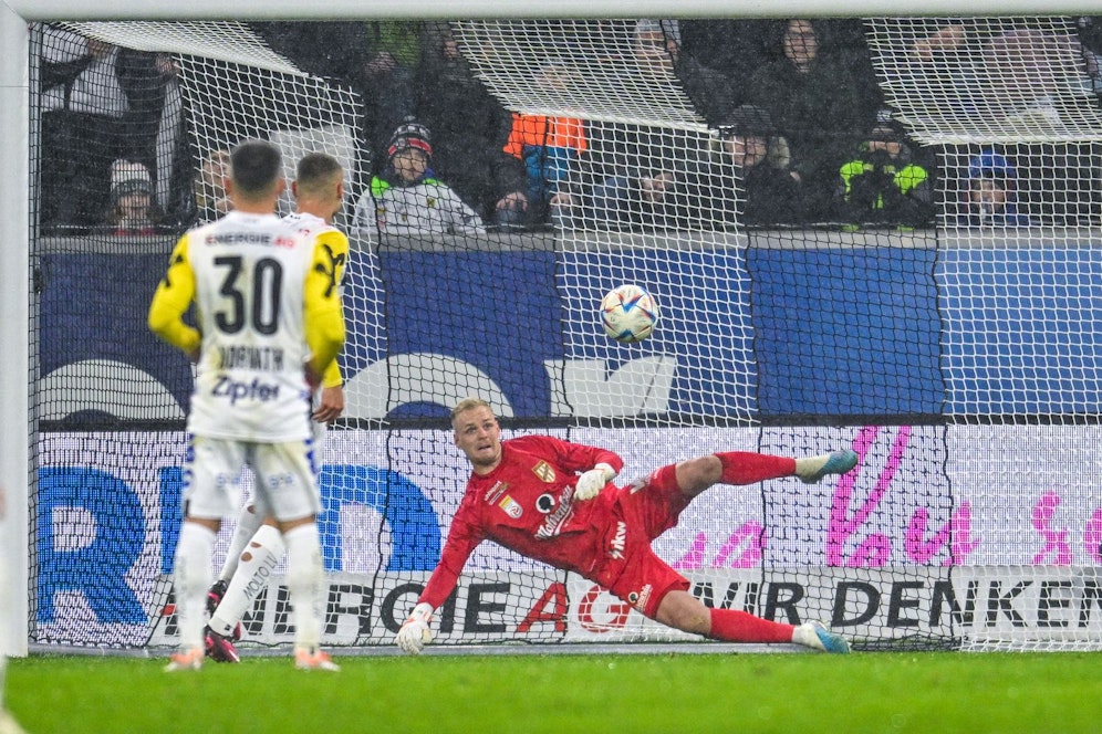 Der Witz-Elfer für den LASK