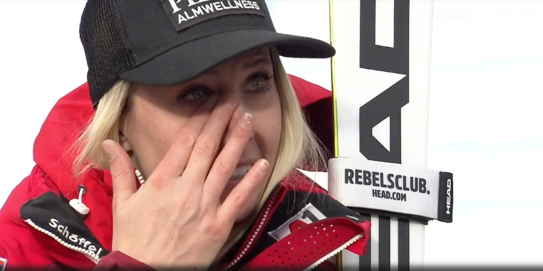 Conny Hütter weint beim ORF-Interview, das kostet 50 Euro