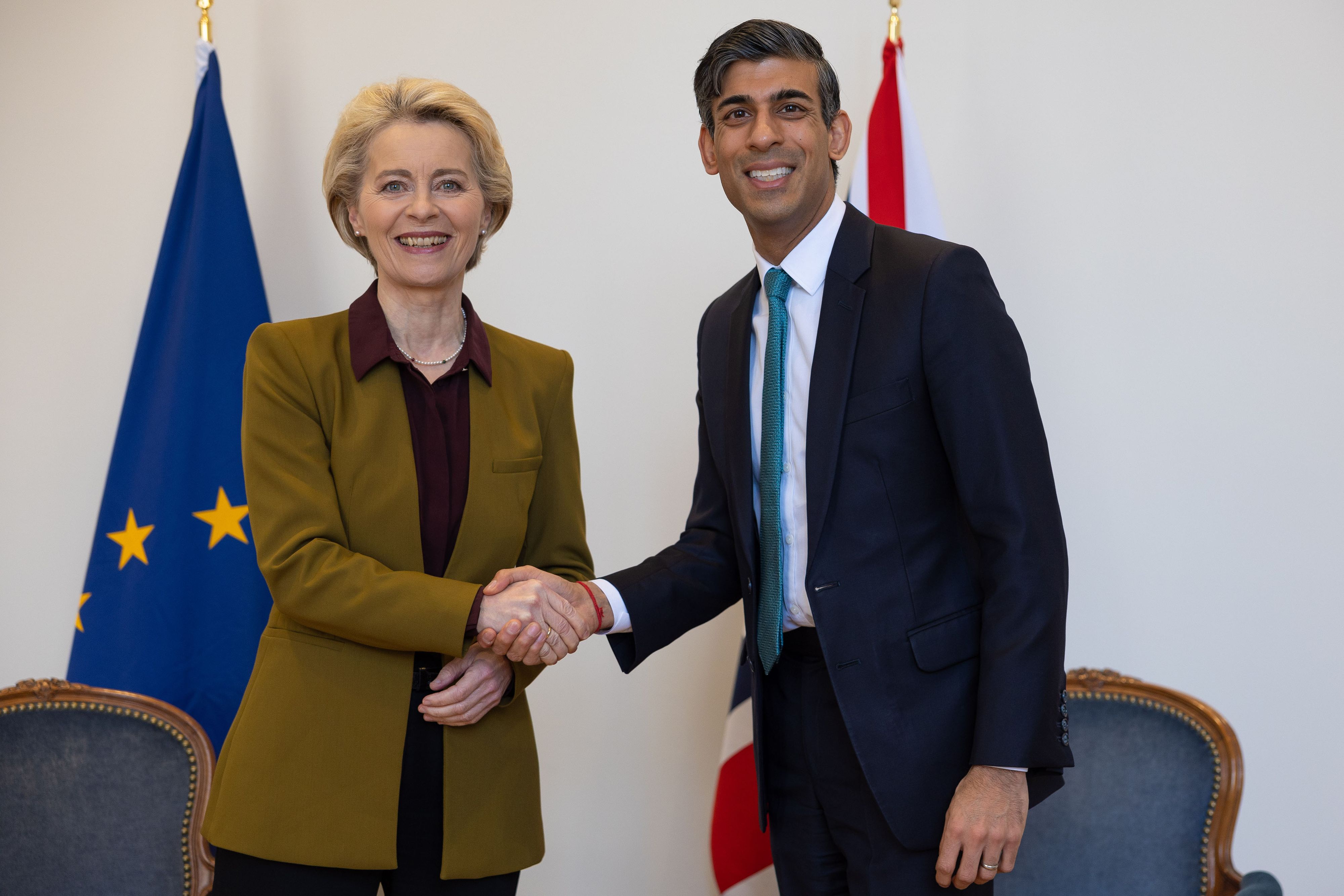 Großbritanniens Premierminister <strong>Rishi Sunak</strong> und EU-Kommissionspräsidentin <strong>Ursula von der Leyen</strong>: Nordirland-Einigung zeichnet sich ab.