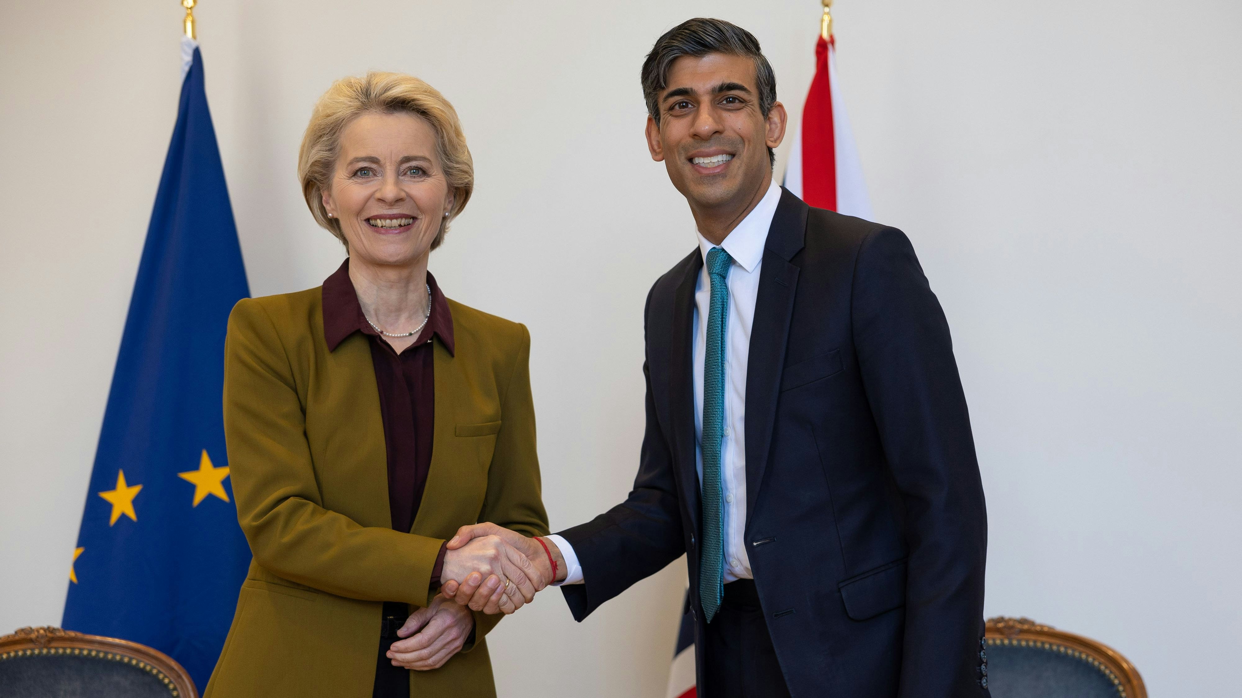 Download von www.picturedesk.com am 27.02.2023 (10:09).  18/02/2023. London, United Kingdom. Prime Minister Rishi Sunak meets the President of the European Commission Ursula von der Leyen at the Munich Security Conference. Picture by Simon Walker / No 10 Downing Street / eyevine :...http://. - 20230218_PD27327 - Rechteinfo: Rights Managed (RM)