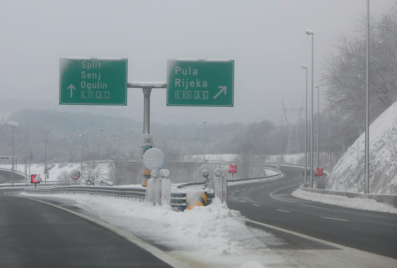 Auch die Autobahn A1 zwischen...