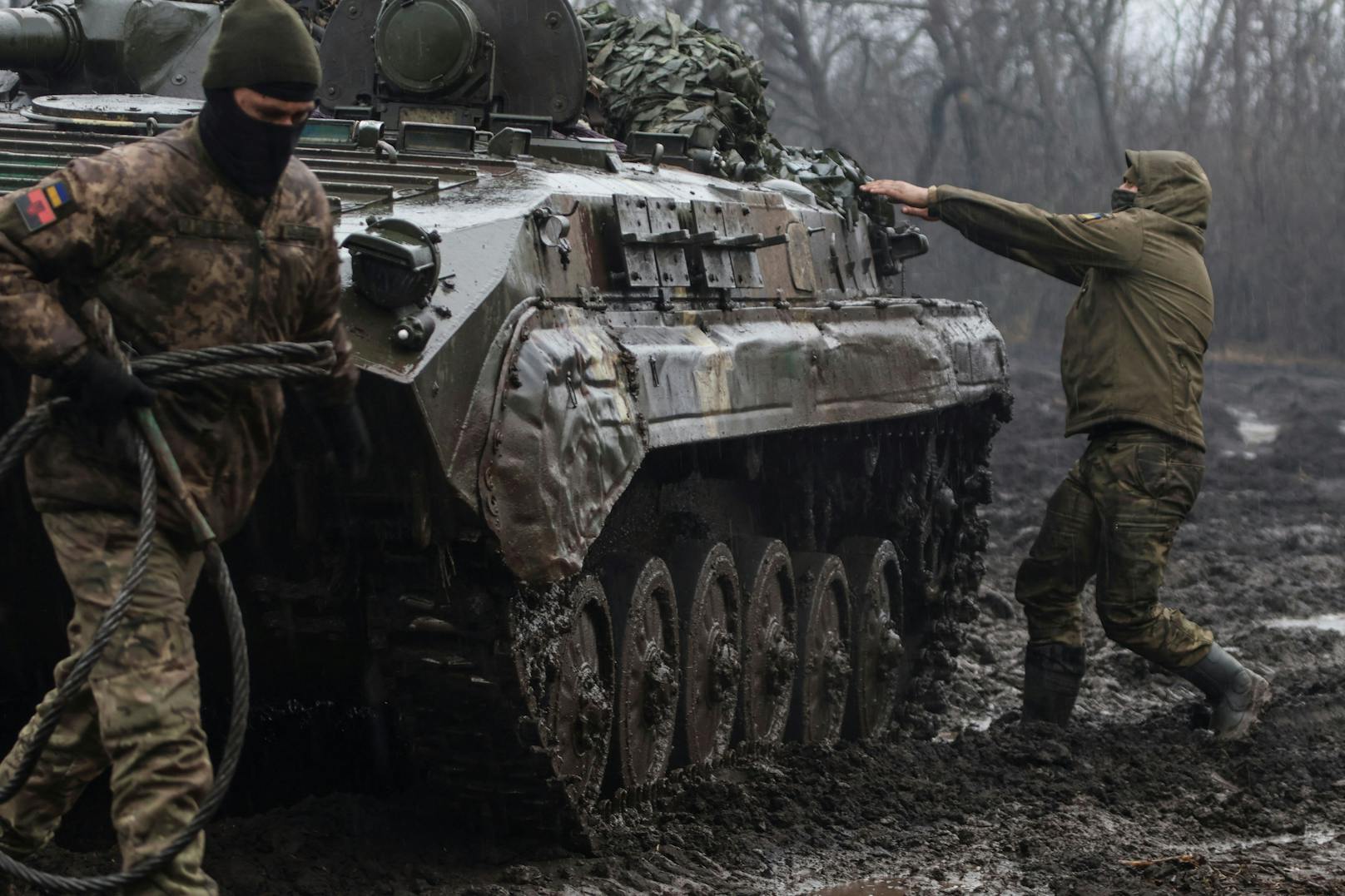 Die ost-ukrainische Stadt Bachmut ist seit Monaten heftig umkämpft – Russland hat bereits mehrfach die vollständige Einnahme der Stadt verkündet, doch die ukrainischen Streitkräfte halten bisweilen Stand.&nbsp;