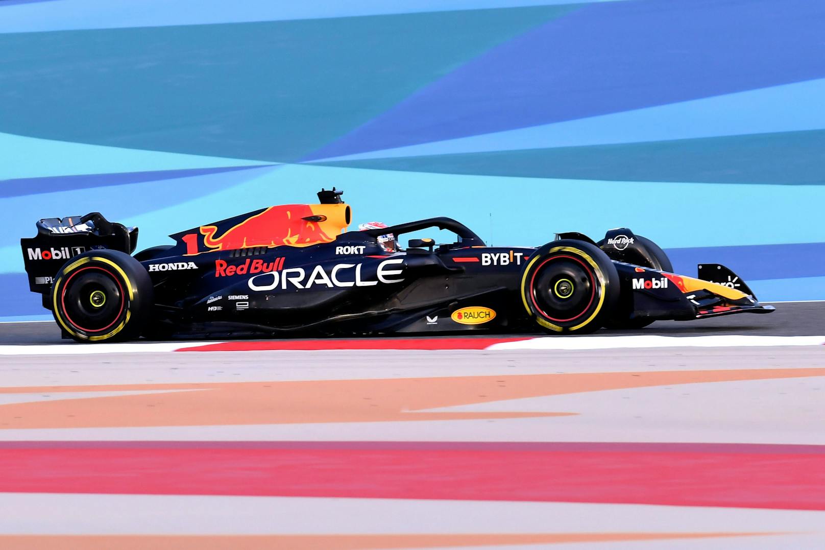 Red Bull Racing startet als Titelverteidiger in die Saison