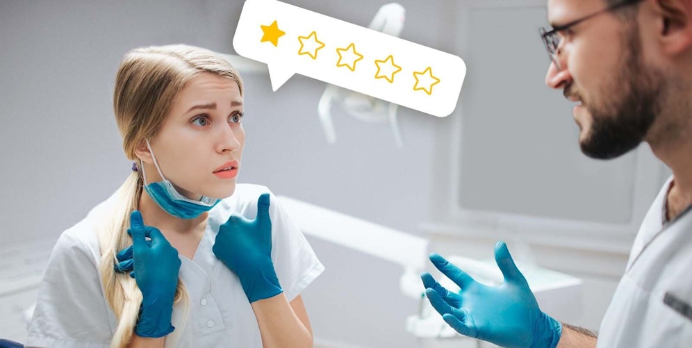 Claudia L. biss mit der schlechten Google-Bewertung ihres Vorgesetzten auf Granit. Sie musste nun rechtliche Konsequenzen fürchten.