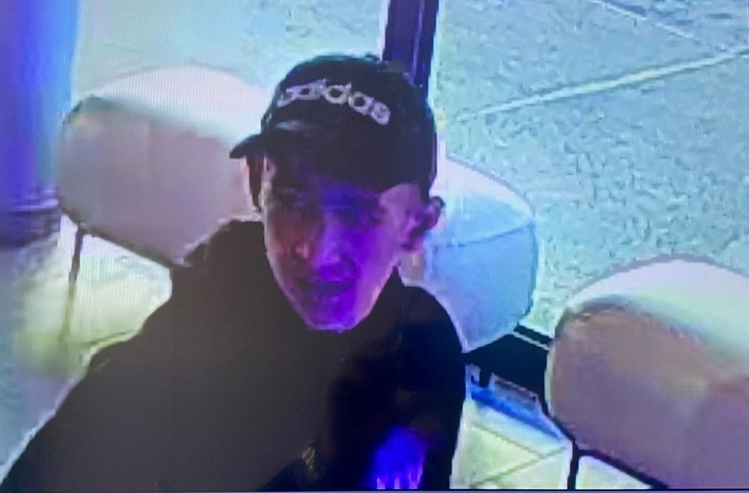 Die Polizei ersucht um sachdienliche Hinweise: Wer kennt diesen Mann?