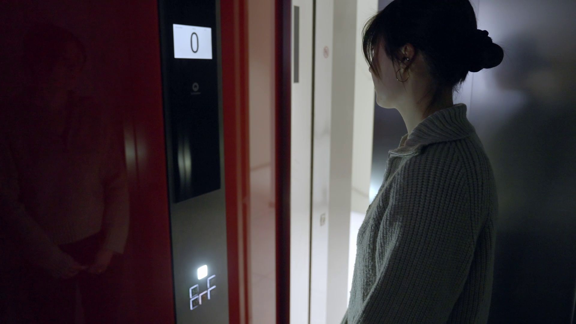 Der Aufzughersteller Schindler setzt jetzt auf eine automatische Notevakuierungsvorrichtung gegen Blackouts.