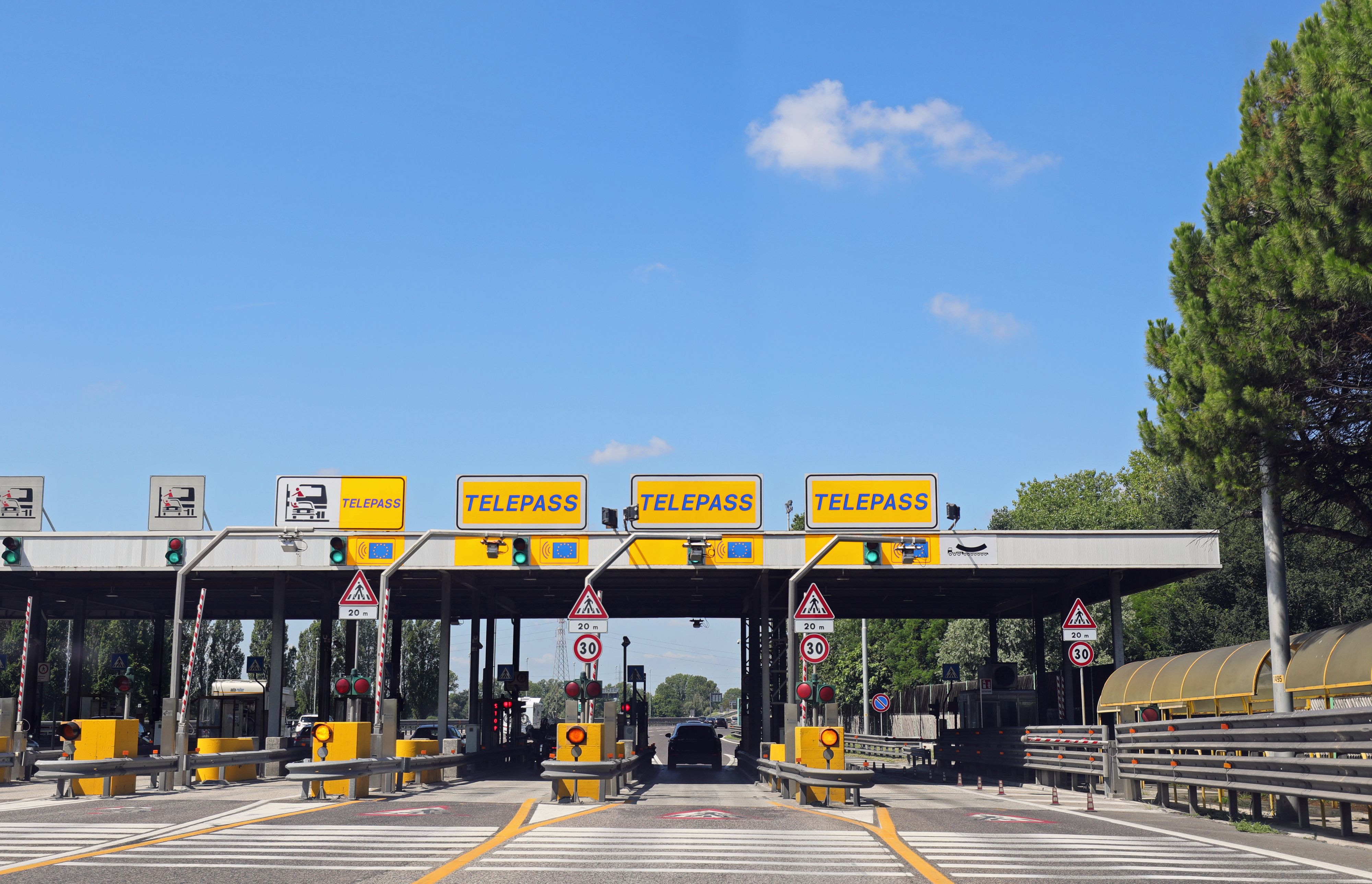 Für viele Italien-Urlauber kommen unliebsame Nachforderungen – das Mautsystem in Italien hält einige Tücken parat. 