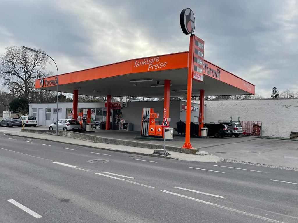 Tankstelle in Wr. Neustadt überfallen