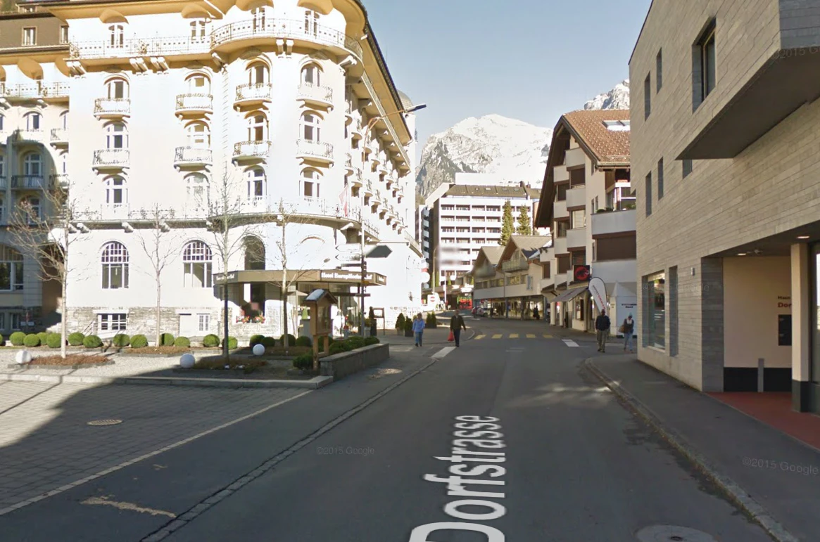 Die Tat ereignete sich in Engelberg in der Schweiz. Die Hintergründe sind mysteriös.
