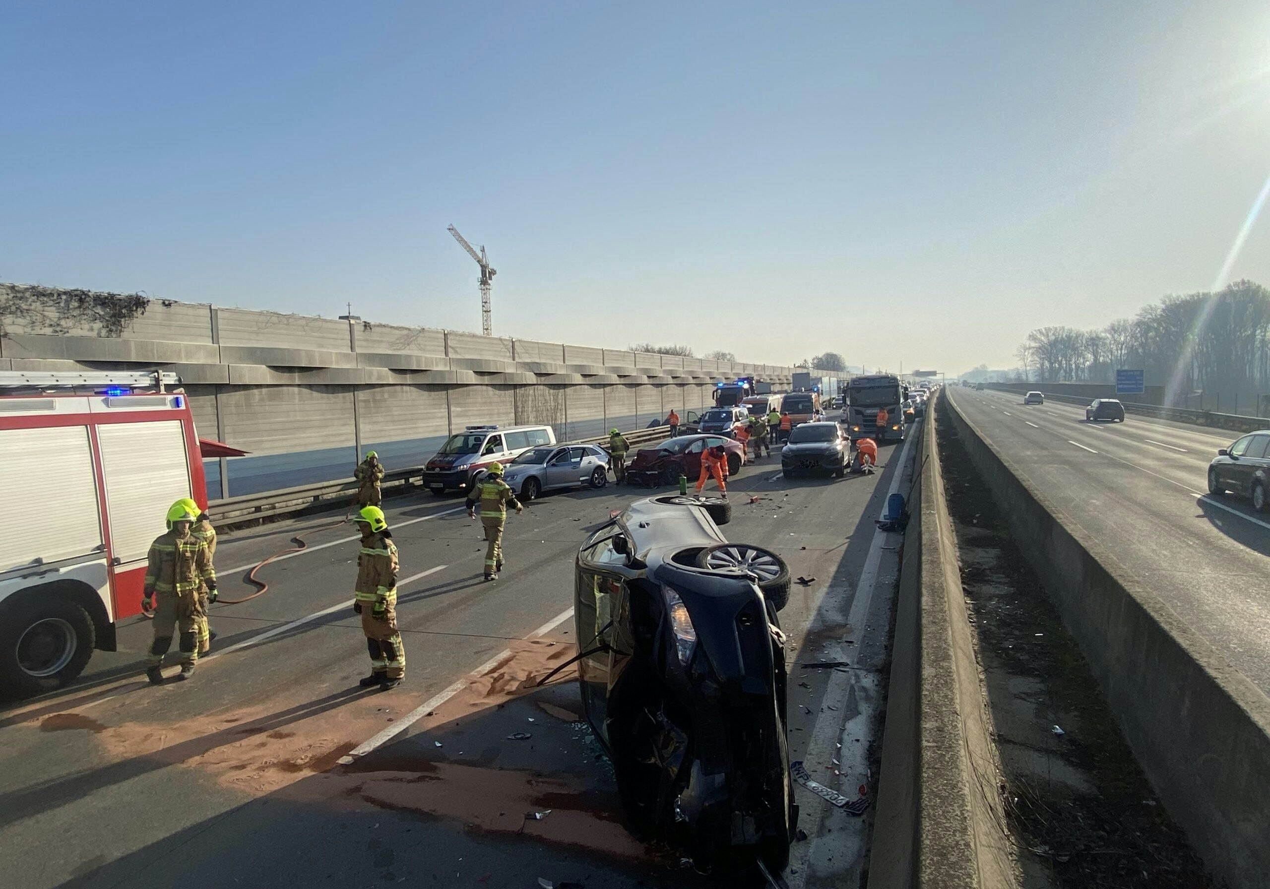 Massenkarambolage auf der A22