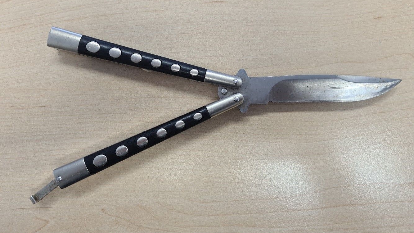 Das Messer wurde von der Polizei sichergestellt.