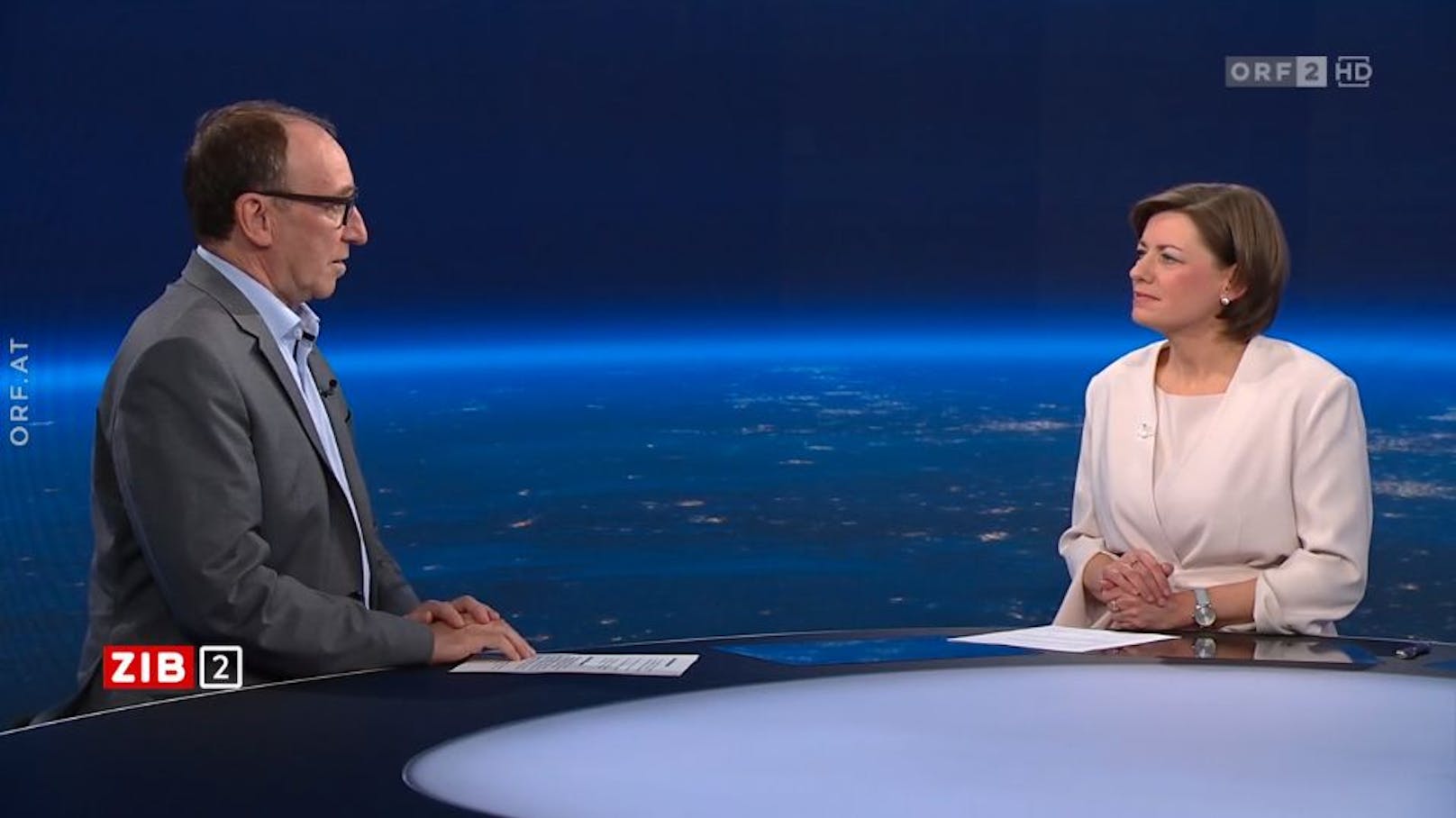 Gesundheitsminister Johannes Rauch in der ZIB2 mit Marie-Claire Zimmermann am 2. März 2023.