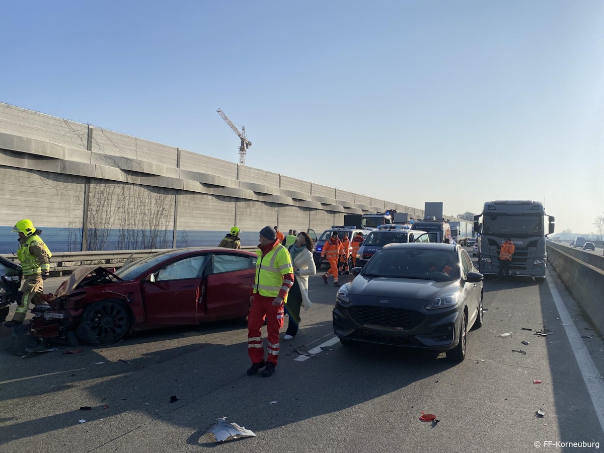 Massenkarambolage auf der A22