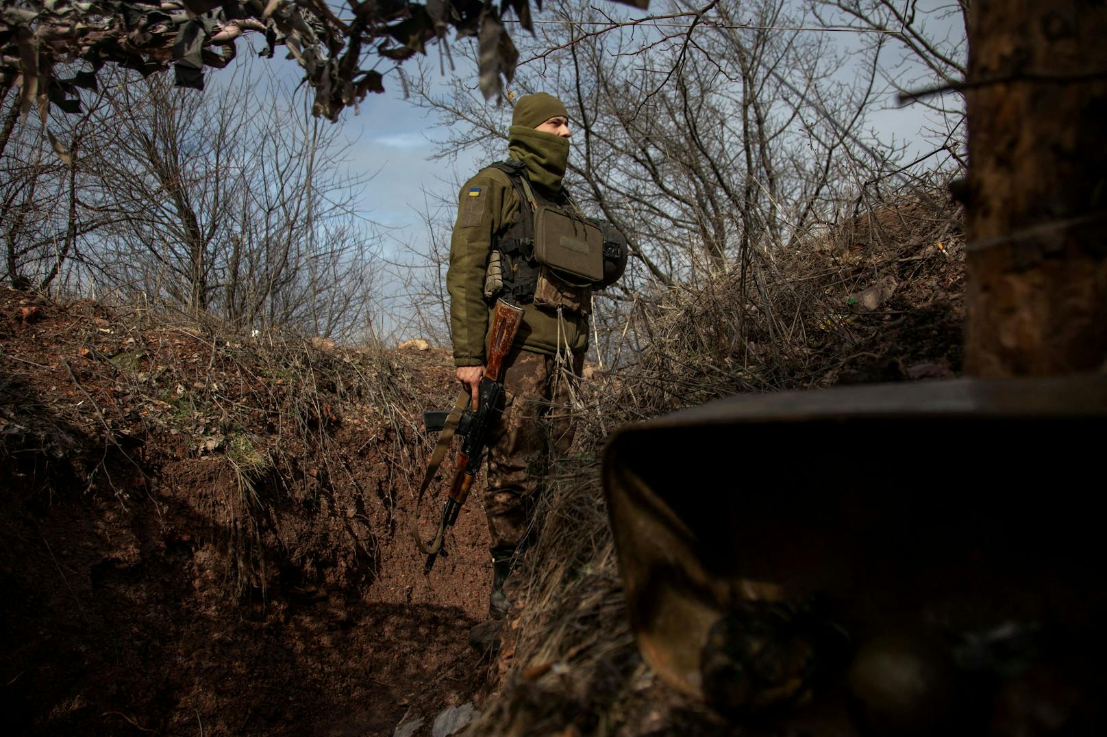 Ein ukrainischer Soldat in Donetzk – nun sollen ukrainische Verteidigungskämpfer in die Region Briansk eingedrungen sein.