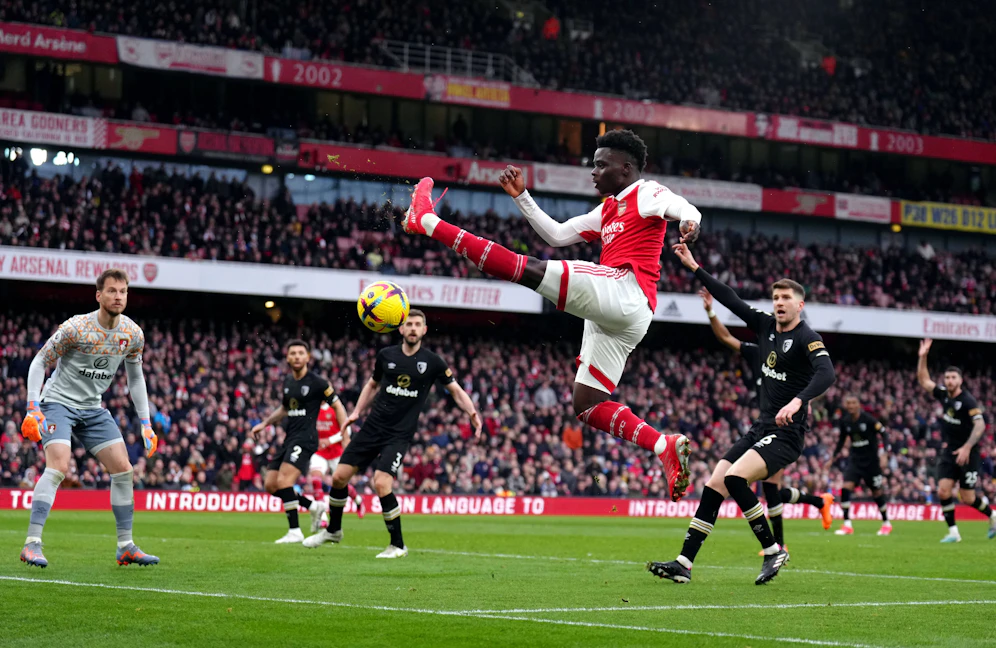 Arsenal erkämpft drei Punkte