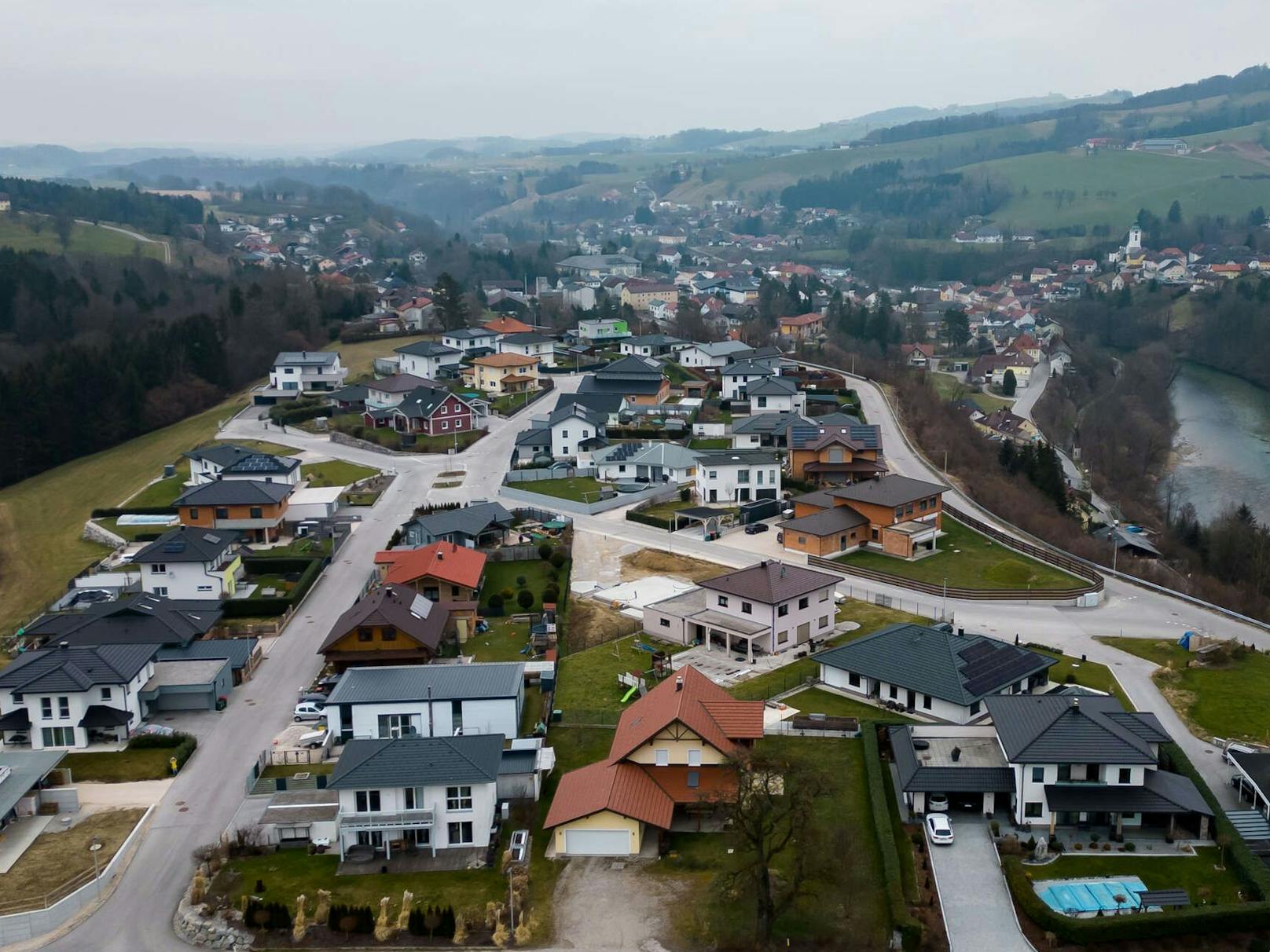 Die Bestürzung in dem Ort im Bezirk Kirchdorf war groß.