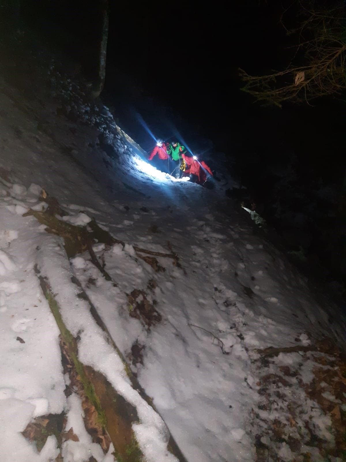 Insgesamt waren 30 Bergretter an der groß angelegten Rettungsaktion beteiligt.