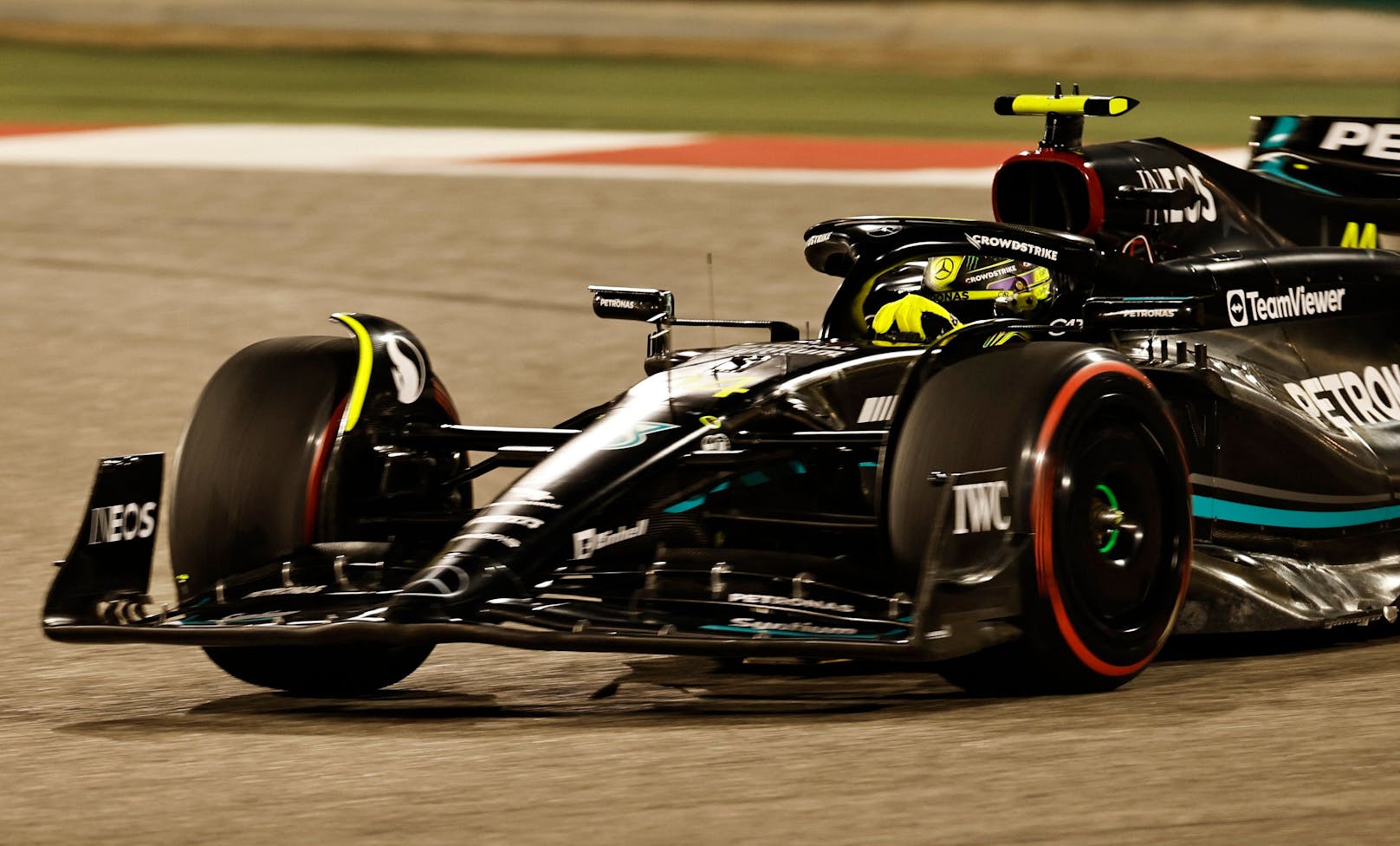 5. Lewis Hamilton (Mercedes) - Note: 2. Auch wenn Lewis von Beginn an mit seinem Dienstwagen nicht happy war, zeigte er ein gutes Rennen, musste sich aber trotzdem Alonso beugen.