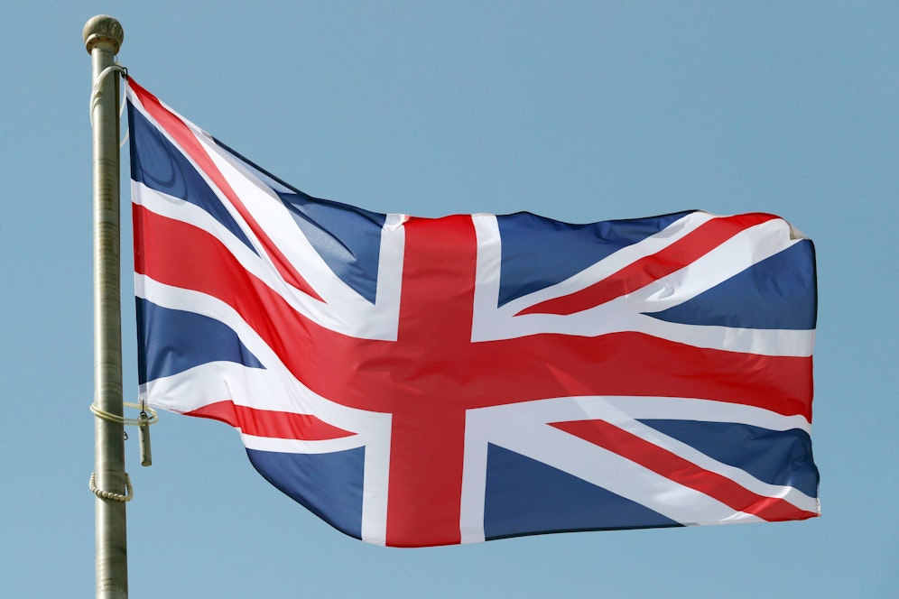 Für die Pläne zur Abweisung von Flüchtlingen hagelt es für die britische Regierung heftige Kritik.