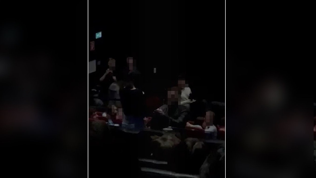 Heute.at - Box-Thriller im Kino, doch Wiener stiehlt allen die Show