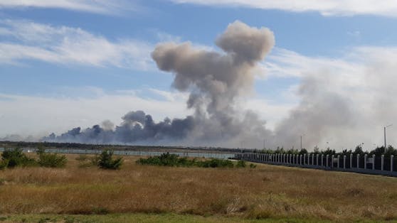 In der von Russland besetzten Stadt Melitopol soll es zu schweren Explosionen gekommen sein.