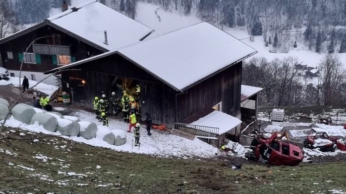 Die beiden Verunfallten erlagen im Spital ihren Verletzungen.