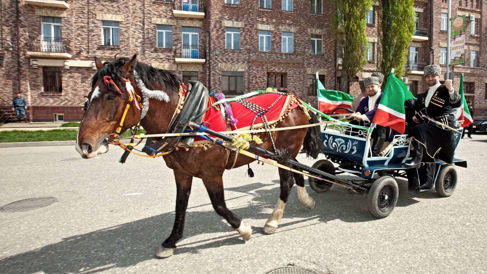 Kadyrow, damals im Jahr 2010, mit dem Pferd unterwegs.