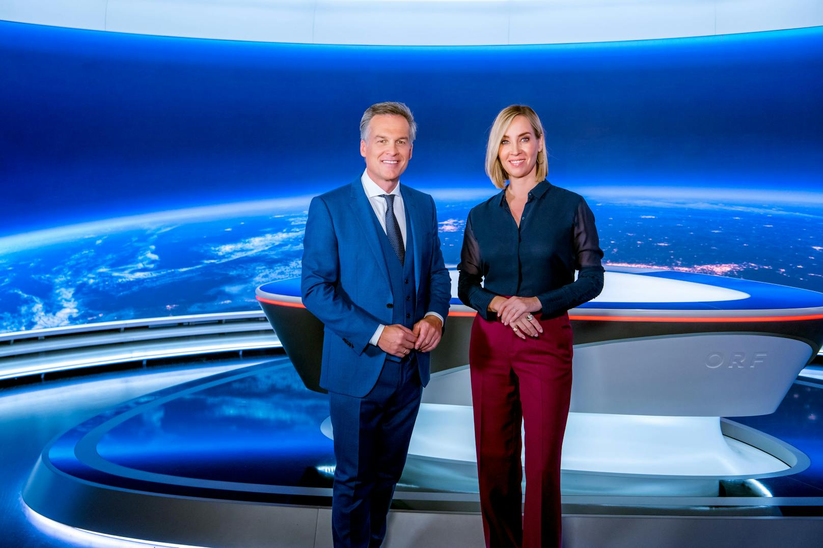 Die ORF-Nachrichten kommen jetzt aus dem neuen Newsroom – und bald kommt die neue ORF-Gebühr.