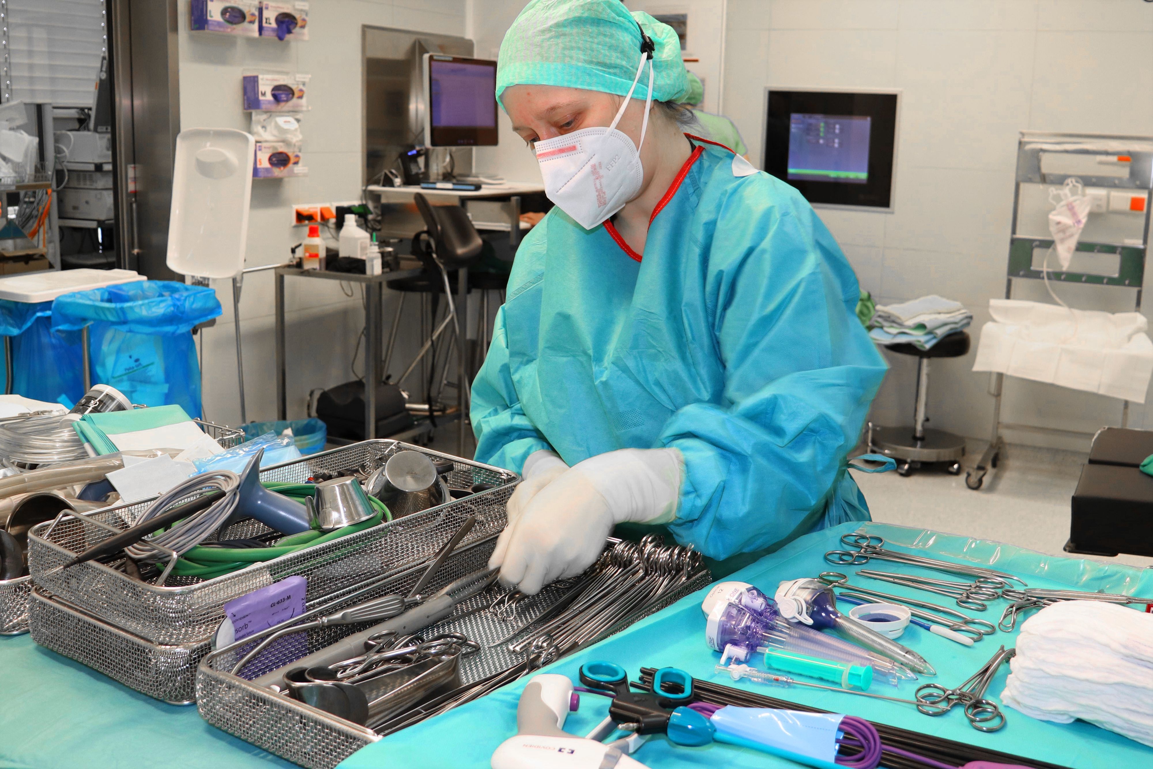 Operationsassistentin und Operationsassistent: Neue Ausbildung soll ab Oktober starten.