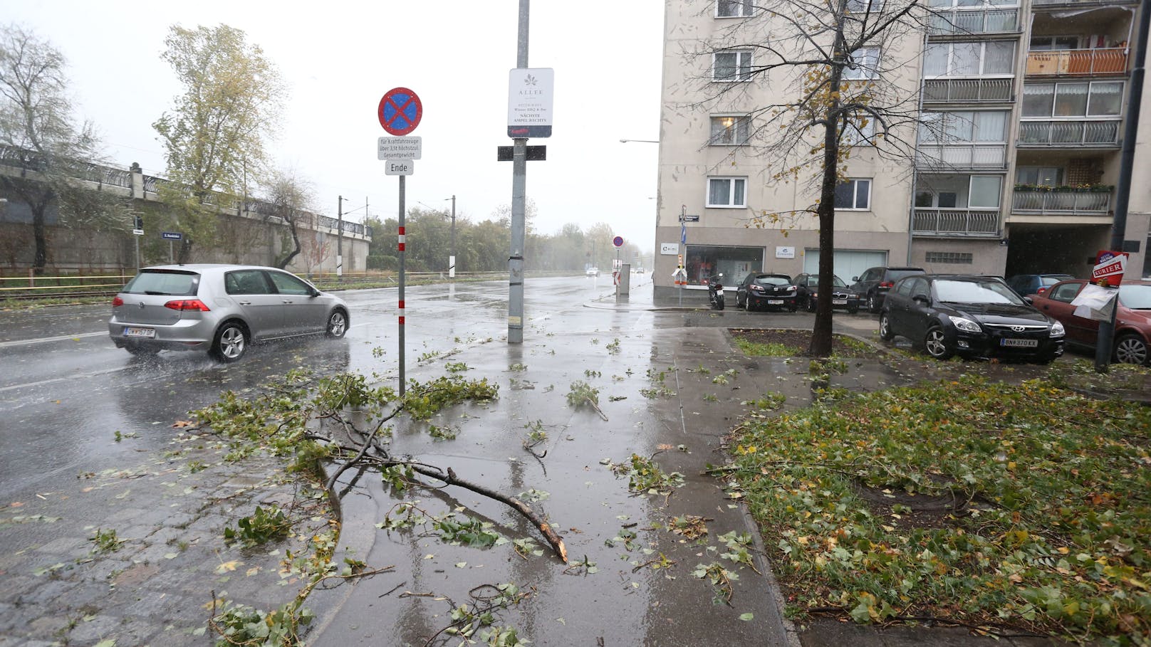 Unwetter-Gefahr! Kräftiger Sturm fegt jetzt über Wien