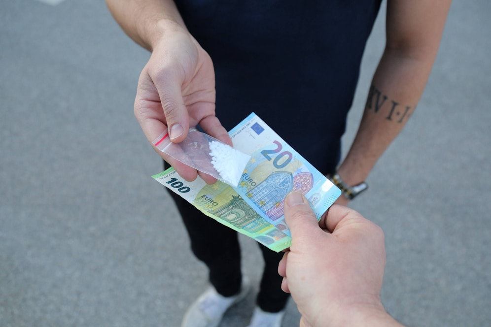 Die Gruppierung soll insgesamt drei Kilogramm Kokain verkauft haben. (Symbolbild)