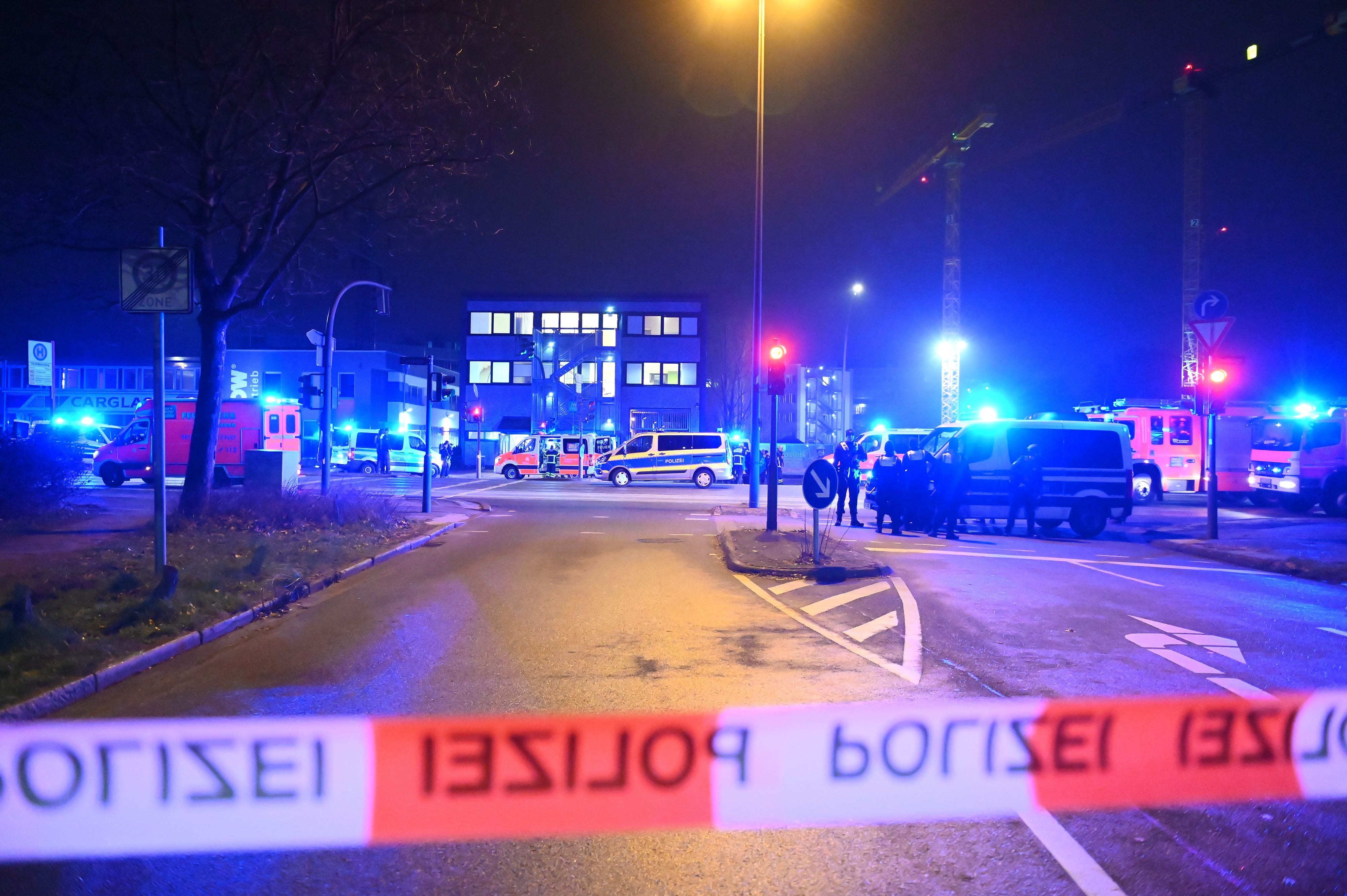 Mindestens 7 Tote Bei Amoklauf In Hamburger Kirche | Heute.at