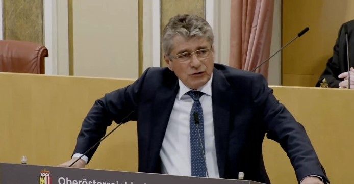 FPÖ-Klubchef Mahr bejubelt den Schwenk der SPÖ in OÖ auf "Doskozil-Linie".