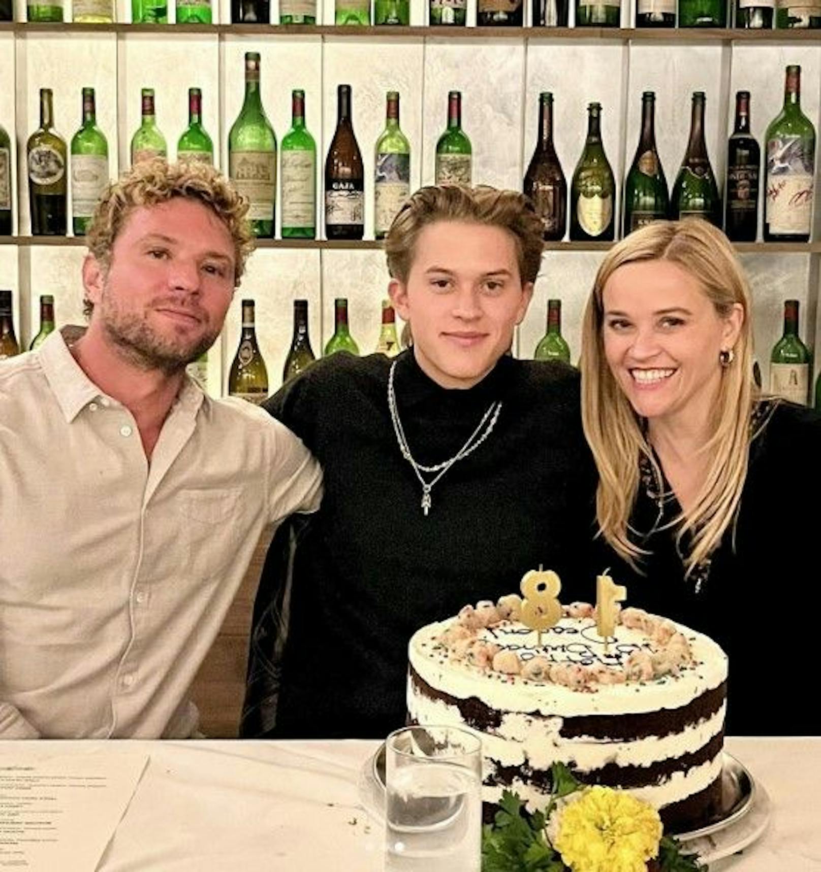 Ryan Phillippes und Reese Witherspoons Sohn Deacon sieht genauso aus wie seine Eltern.